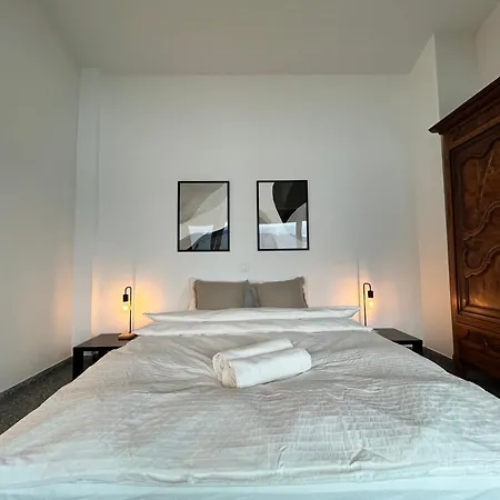 Mit Grossartiger Seesicht Und Balkon *