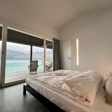 Mit Grossartiger Seesicht Und Balkon Daire Spiez