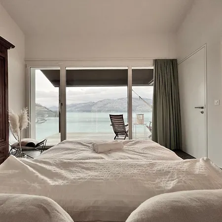 Mit Grossartiger Seesicht Und Balkon Spiez
