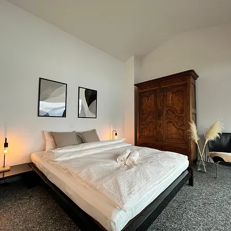 Daire Mit Grossartiger Seesicht Und Balkon Spiez