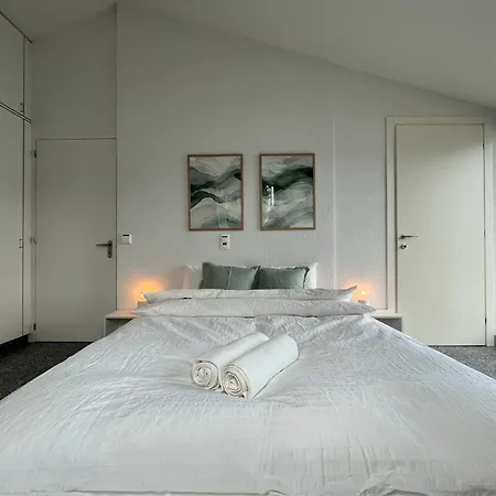 Mit Grossartiger Seesicht Und Balkon *