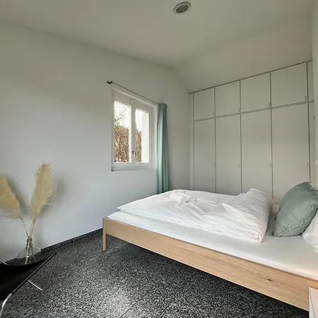 Mit Grossartiger Seesicht Und Balkon Daire