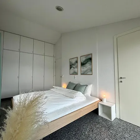 Mit Grossartiger Seesicht Und Balkon * Spiez