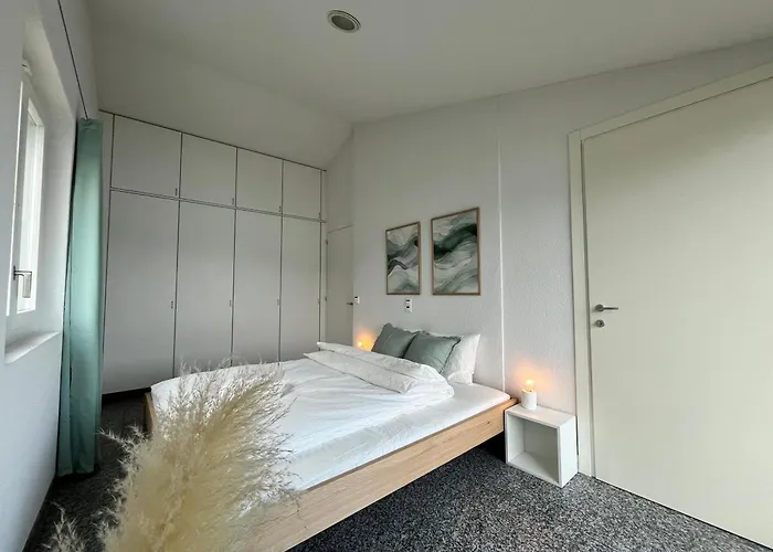 Mit Grossartiger Seesicht Und Balkon * Spiez