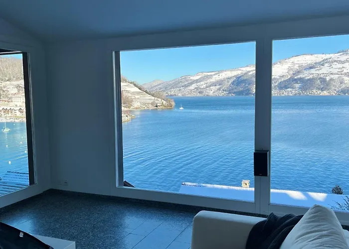Mit Grossartiger Seesicht Und Balkon *