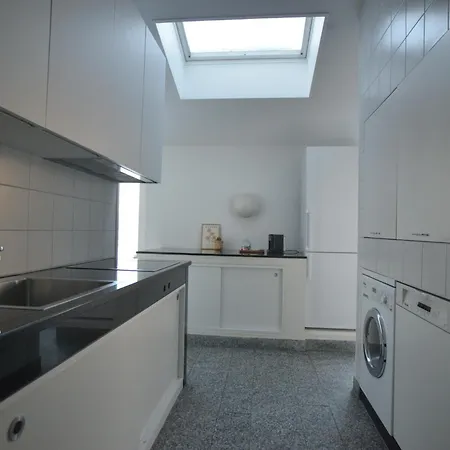 Apartamento Mit Grossartiger Seesicht Und Balkon *