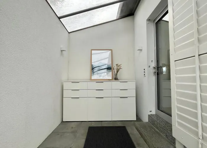 Mit Grossartiger Seesicht Und Balkon * 施皮茨
