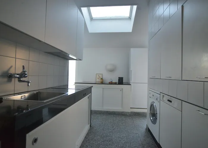 公寓 Mit Grossartiger Seesicht Und Balkon *