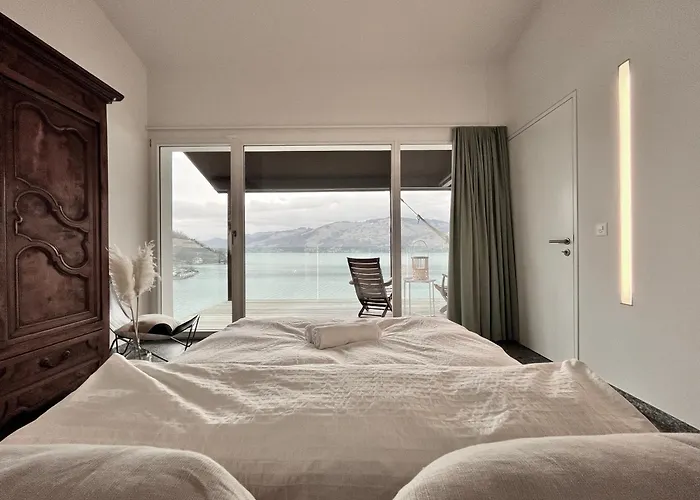 Mit Grossartiger Seesicht Und Balkon Spiez